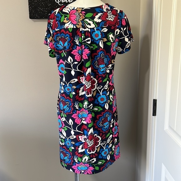 Jude Connally Ella Dress Chintz Navy Floral
Short Sleeve Pockets Sz M - Picture 6 of 12